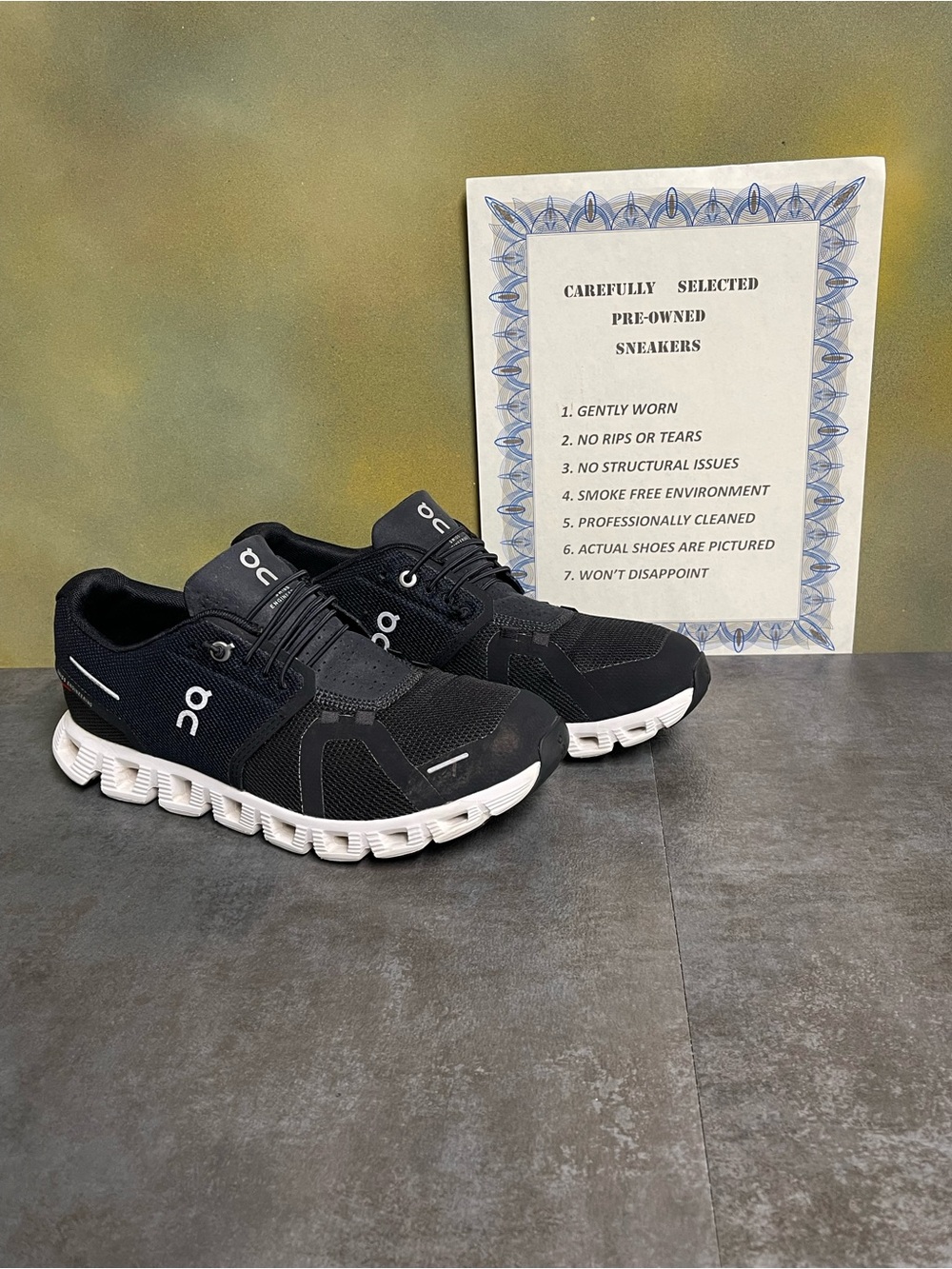 On Cloud 5 Women's Black/White Running Shoes Size 9 - Picture 2 of 16